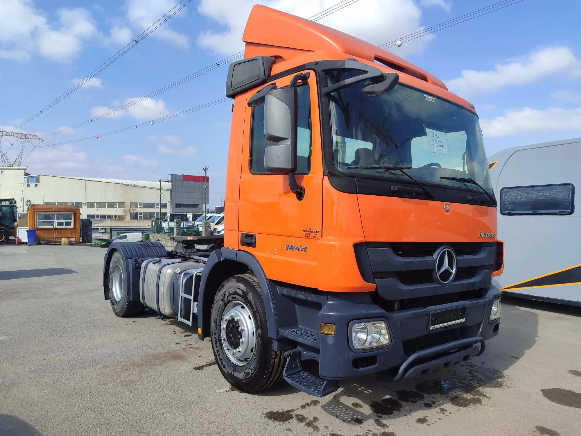 TAMAMINA KREDİ - Actros 1844 / Çekici